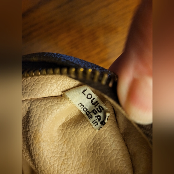 LOUIS VUITTON Monogram Trousse Toilette 28 - Picture 7 of 9